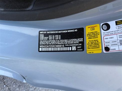 Used 2024 BMW M440i Convertible w/ Premium Package image 34