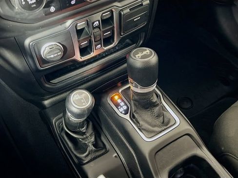 Used 2020 Jeep Wrangler Unlimited Sport image 22