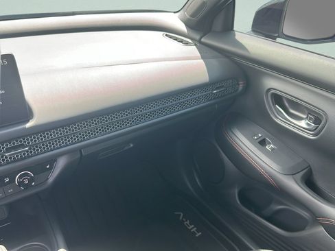 Certified 2026 Honda HR-V Sport image 14
