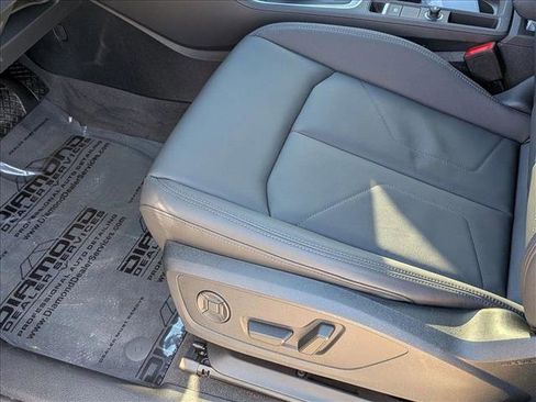 New 2025 Audi Q3 2.0T Premium image 4