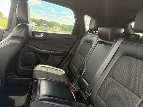 Used 2023 Ford Escape ST-Line w/ Tech Pack #1 AWD/4WD image 28