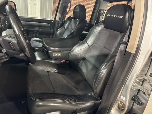 Used 2005 Dodge Ram 1500 Truck 2WD Quad Cab image 52