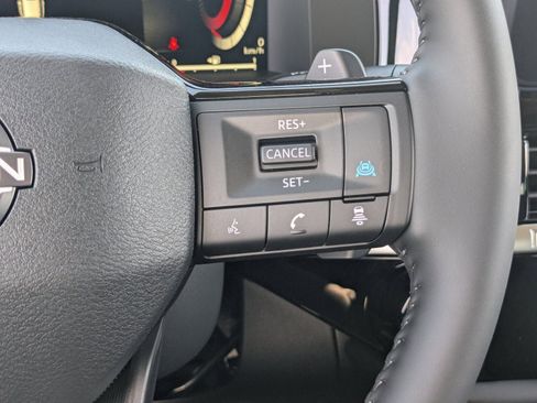 New 2026 Nissan Pathfinder SL image 26