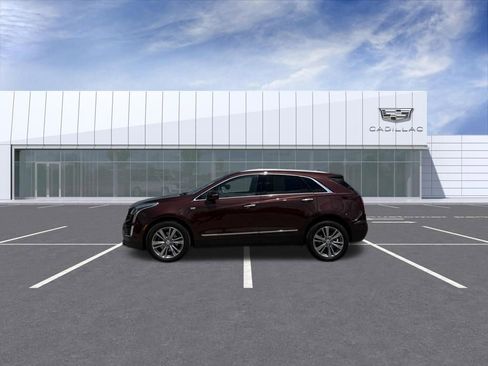 Certified 2023 Cadillac XT5 Premium Luxury w/ Technology Package AWD/4WD image 5