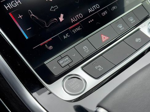 Used 2025 Audi Q7 2.0T Premium w/ Convenience Plus Package image 20