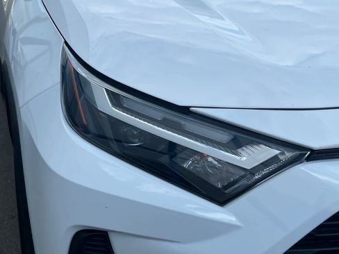 Used 2022 Toyota RAV4 XLE w/ XLE Grade Weather Package image 14