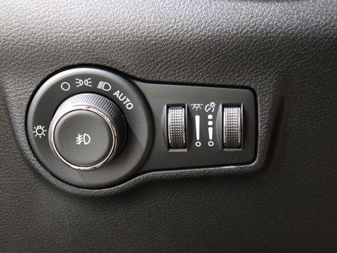 New 2025 Jeep Compass Latitude w/ Convenience Group image 9