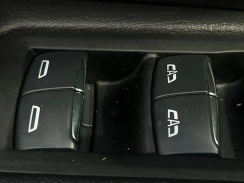 Used 2017 Cadillac XT5 Luxury w/ Driver Awareness Package FWD image 27