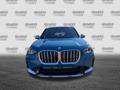 Used 2024 BMW X1 xDrive28i AWD/4WD image 3