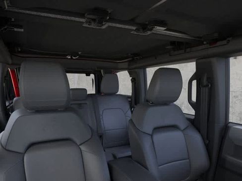 New 2025 Ford Bronco Big Bend w/ Black Diamond Package image 12