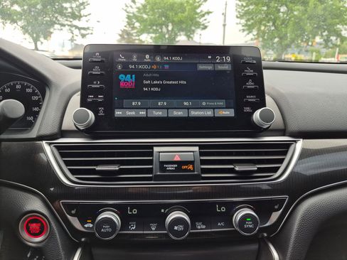 Used 2022 Honda Accord Sport image 26