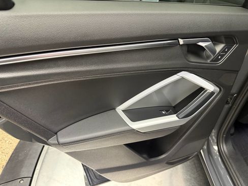 Used 2020 Audi Q3 2.0T Premium Plus w/ Premium Plus Package image 23