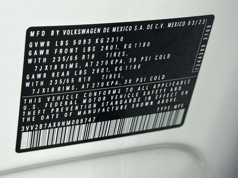 Used 2022 Volkswagen Tiguan SE image 28