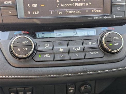 Used 2018 Toyota RAV4 XLE image 18