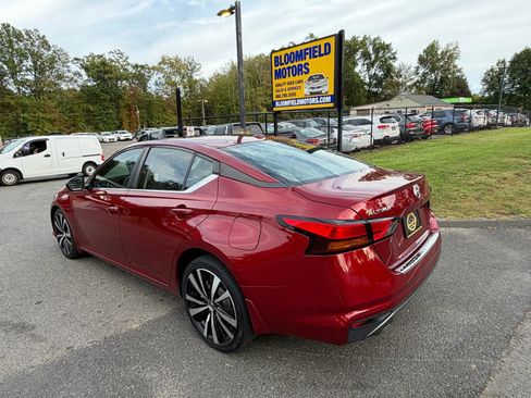 Used 2019 Nissan Altima 2.5 SR w/ SR Premium Package image 7