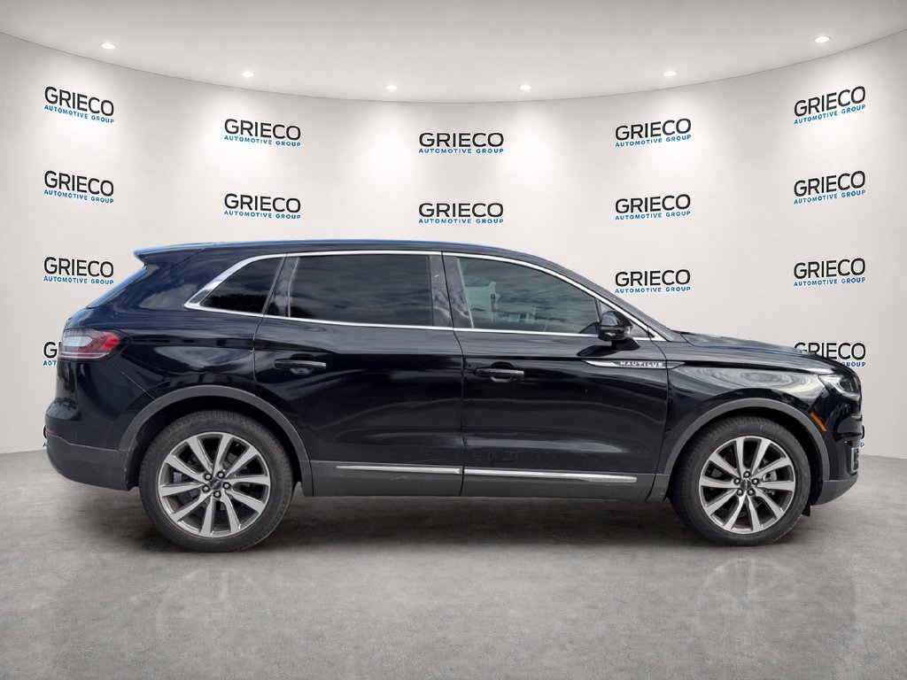 Used 2019 Lincoln Nautilus Select AWD/4WD image 8