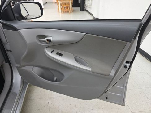 Used 2010 Toyota Corolla LE w/ All Weather Guard Pkg FWD image 11