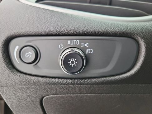 Used 2022 Chevrolet Malibu LT image 20