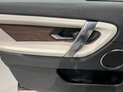 Used 2022 Land Rover Discovery Sport S R-Dynamic image 18