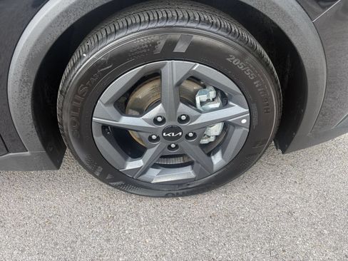 Used 2026 Kia K4 FWD image 30