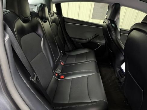 Used 2025 Tesla Model 3 RWD image 23