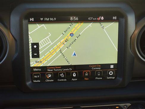 Used 2023 Jeep Gladiator Willys image 26