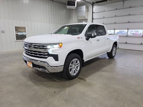 Used 2026 Chevrolet Silverado 1500 LTZ w/ LTZ Premium Package AWD/4WD image 4