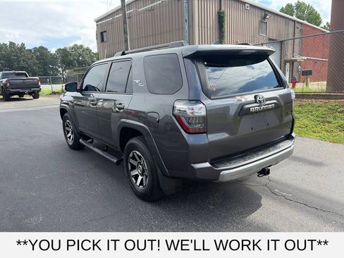 Used 2021 Toyota 4Runner TRD Off-Road Premium w/ Moonroof Package AWD/4WD image 4