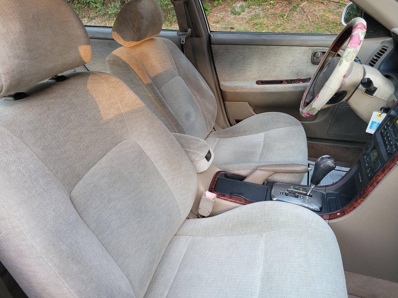 Used 2004 Kia Optima FWD image 10
