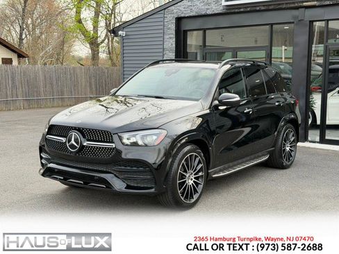 Used 2020 Mercedes-Benz GLE 350 4MATIC w/ AMG Line Exterior image 5