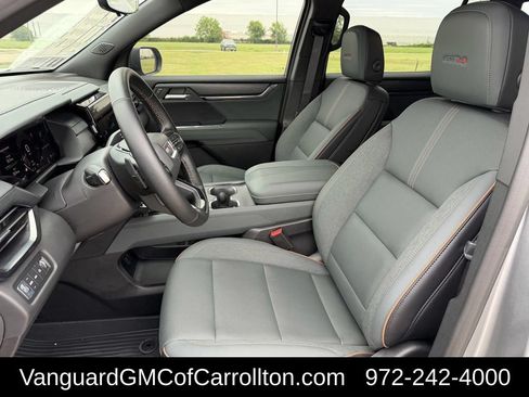 New 2026 GMC Acadia AT4 w/ LPO, Floor Liner Package AWD/4WD image 21