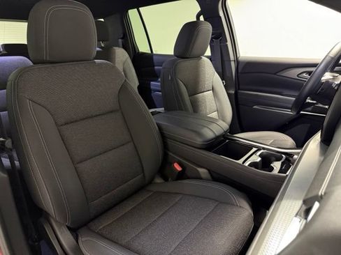 Used 2026 Chevrolet Traverse LT FWD image 31