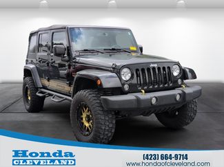 Used 2015 Jeep Wrangler Unlimited Sahara w/ Dual Top Group AWD/4WD video 1