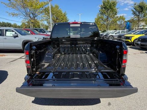 New 2026 Nissan Frontier S image 10