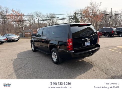 Used 2009 Chevrolet Suburban LT w/ Luxury Package image 4