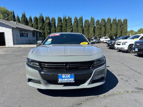 Used 2018 Dodge Charger R/T w/ Plus Group image 2