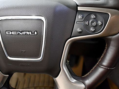 Used 2017 GMC Yukon XL Denali w/ Open Road Package image 30