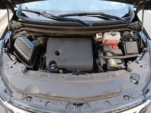 Certified 2022 Buick Enclave Avenir w/ Avenir Technology Package image 46