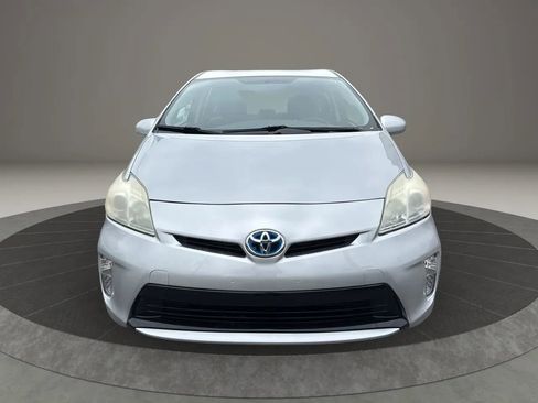 Used 2013 Toyota Prius Two image 2