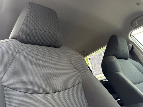 Certified 2025 Toyota RAV4 LE FWD image 17