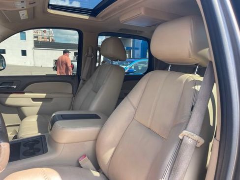 Used 2011 Chevrolet Tahoe LT AWD/4WD image 19