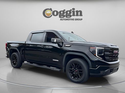 Used 2022 GMC Sierra 1500 Elevation w/ Elevation Premium Package image 7