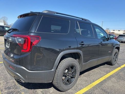 Used 2023 GMC Acadia AT4 w/ Technology Package image 9