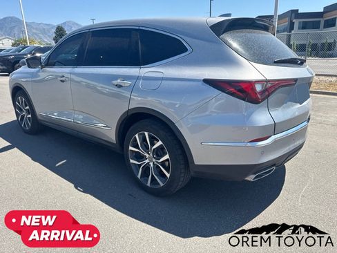 Used 2022 Acura MDX SH-AWD w/ Technology Package image 3