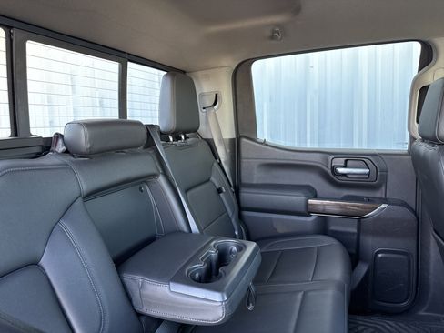 Used 2021 Chevrolet Silverado 1500 LT Trail Boss w/ Convenience Package II image 50