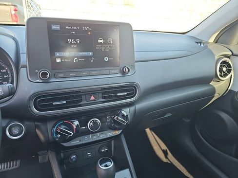 Used 2023 Hyundai Kona SEL image 22