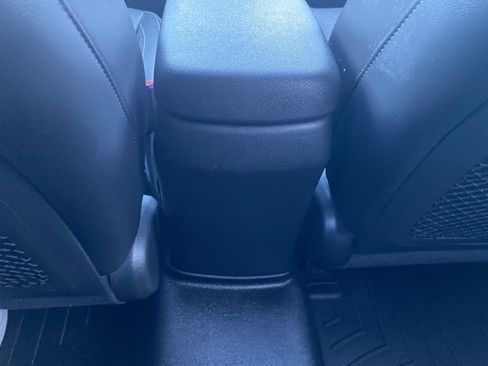 Used 2018 Hyundai Kona Limited image 18