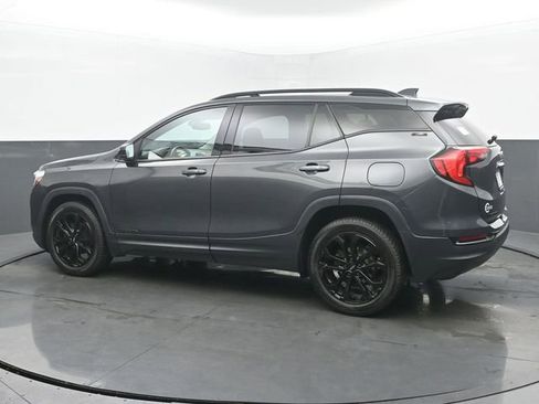Used 2020 GMC Terrain SLE w/ Elevation Edition FWD image 3