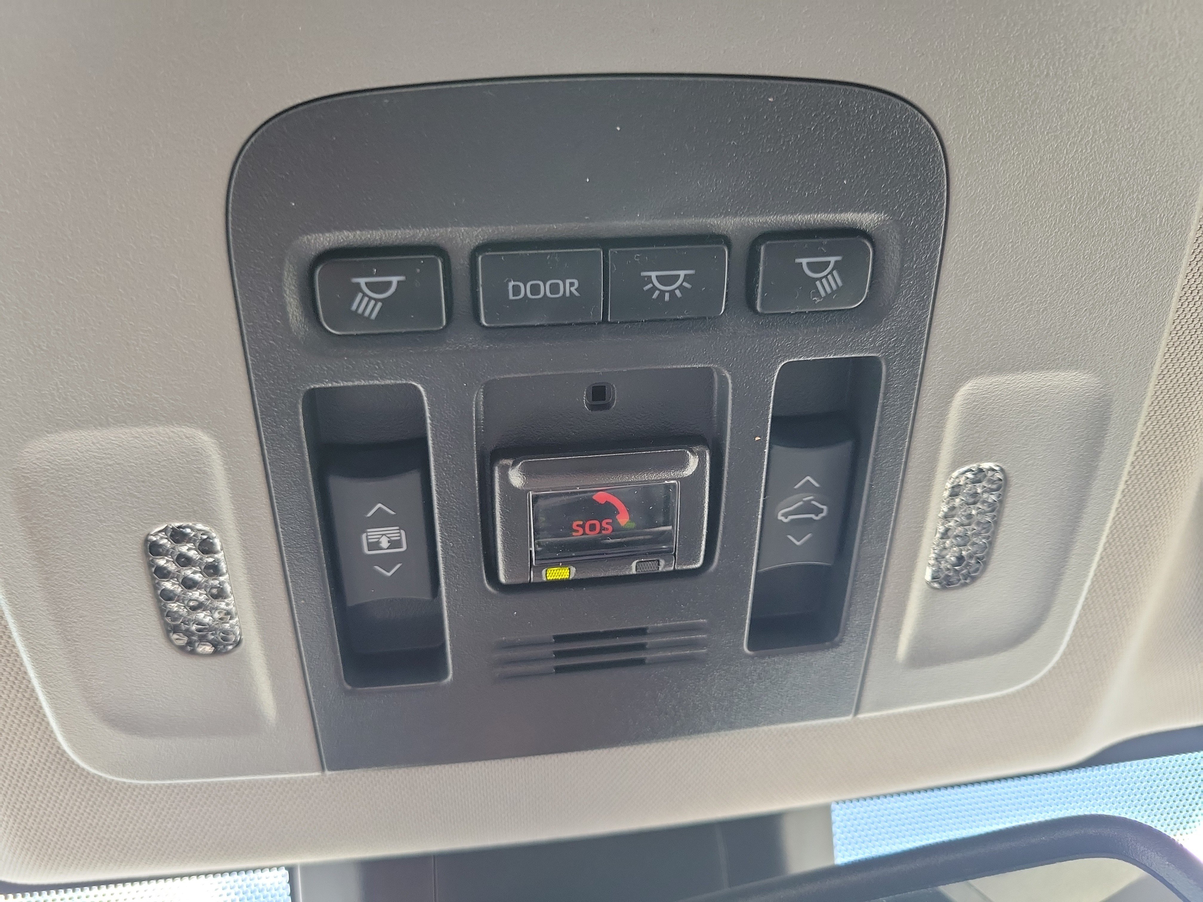Used 2021 Toyota Camry XSE AWD/4WD image 28