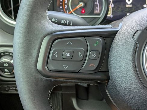 New 2025 Jeep Gladiator Sport image 24